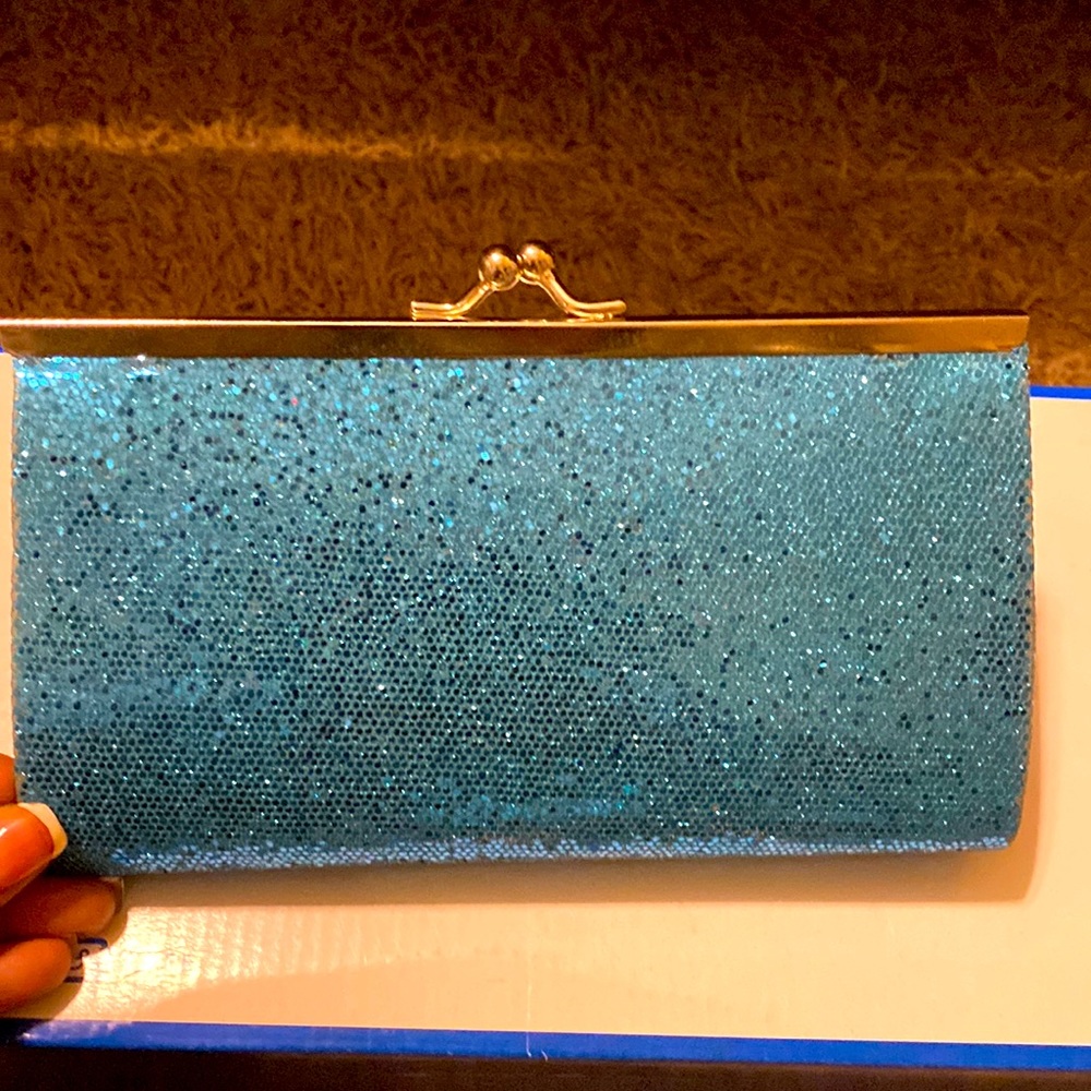 Clutch purse
